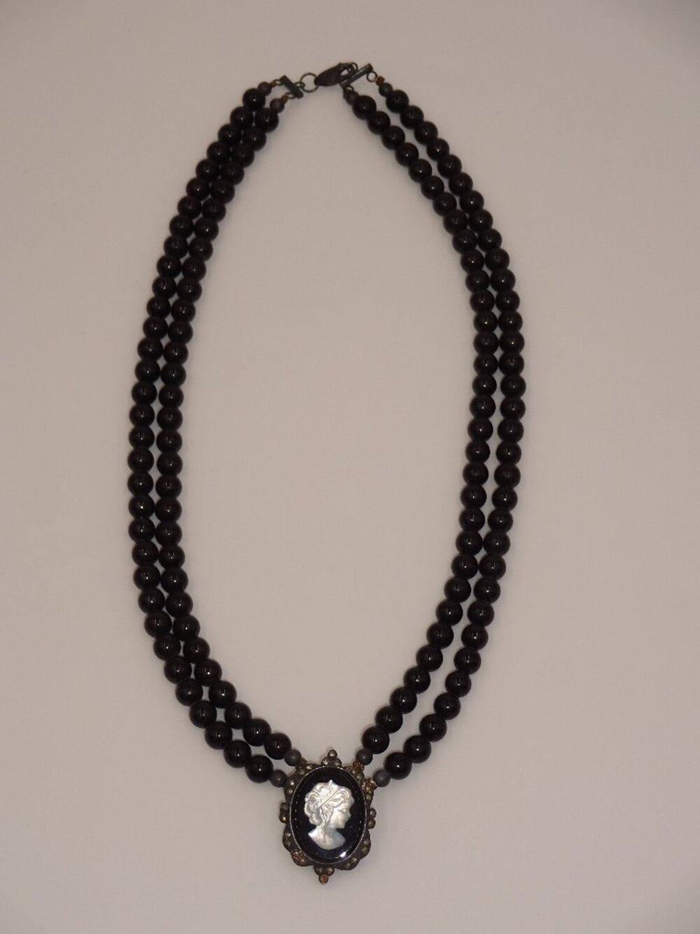 Vintage 1990s Sterling Silver SU Black Onyx Bead Double Strand Cameo Necklace